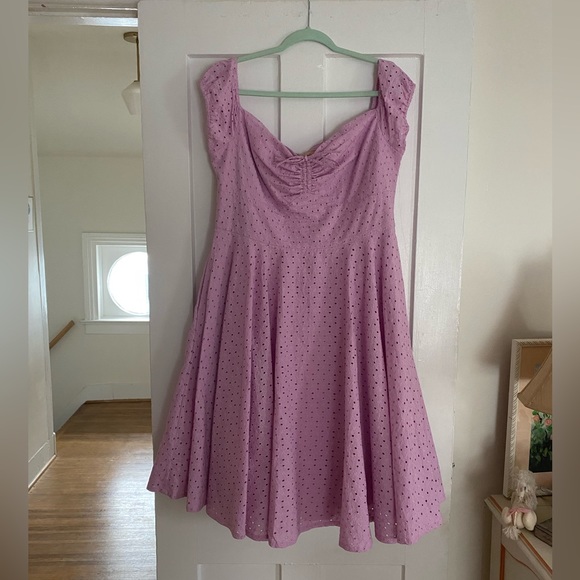 Timeless London Julie Dress Lilac Lavender Broderie Anglaise Floral Lace Spring - Picture 5 of 8